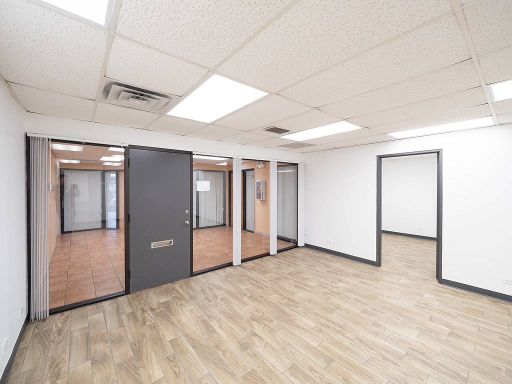 1043 S YORK RD #107, Bensenville, IL 60106