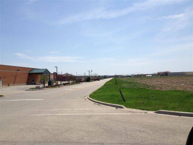 LOT 10 SW STATION DR, Oswego, IL 60543
