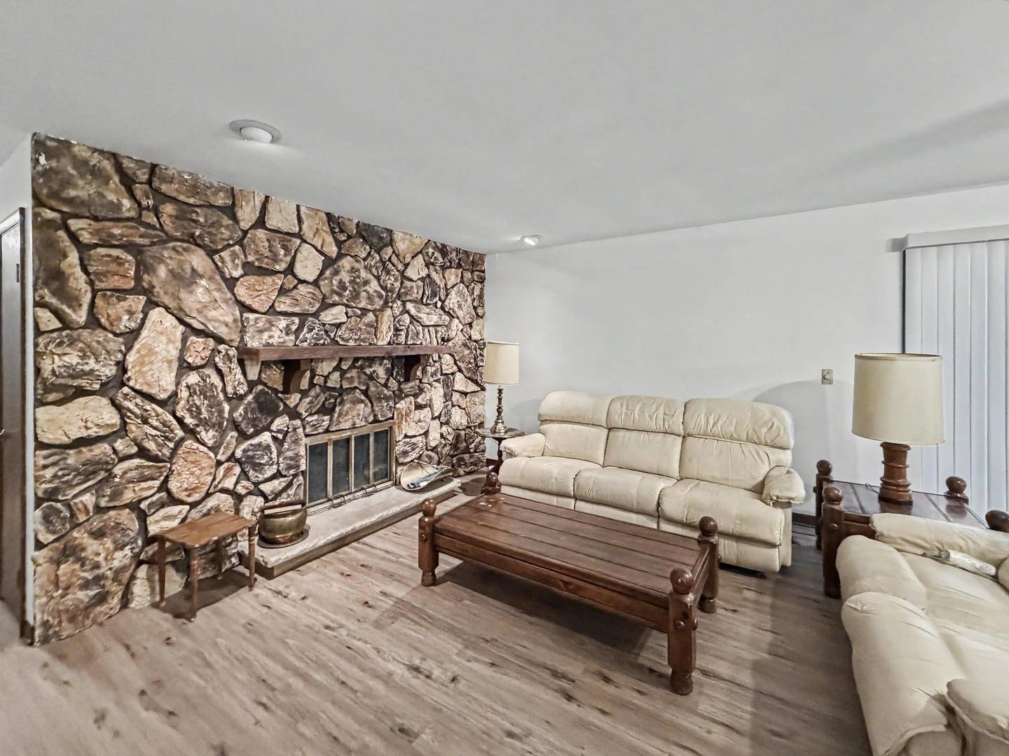 609 E Porter AVE, Watseka, IL 60970