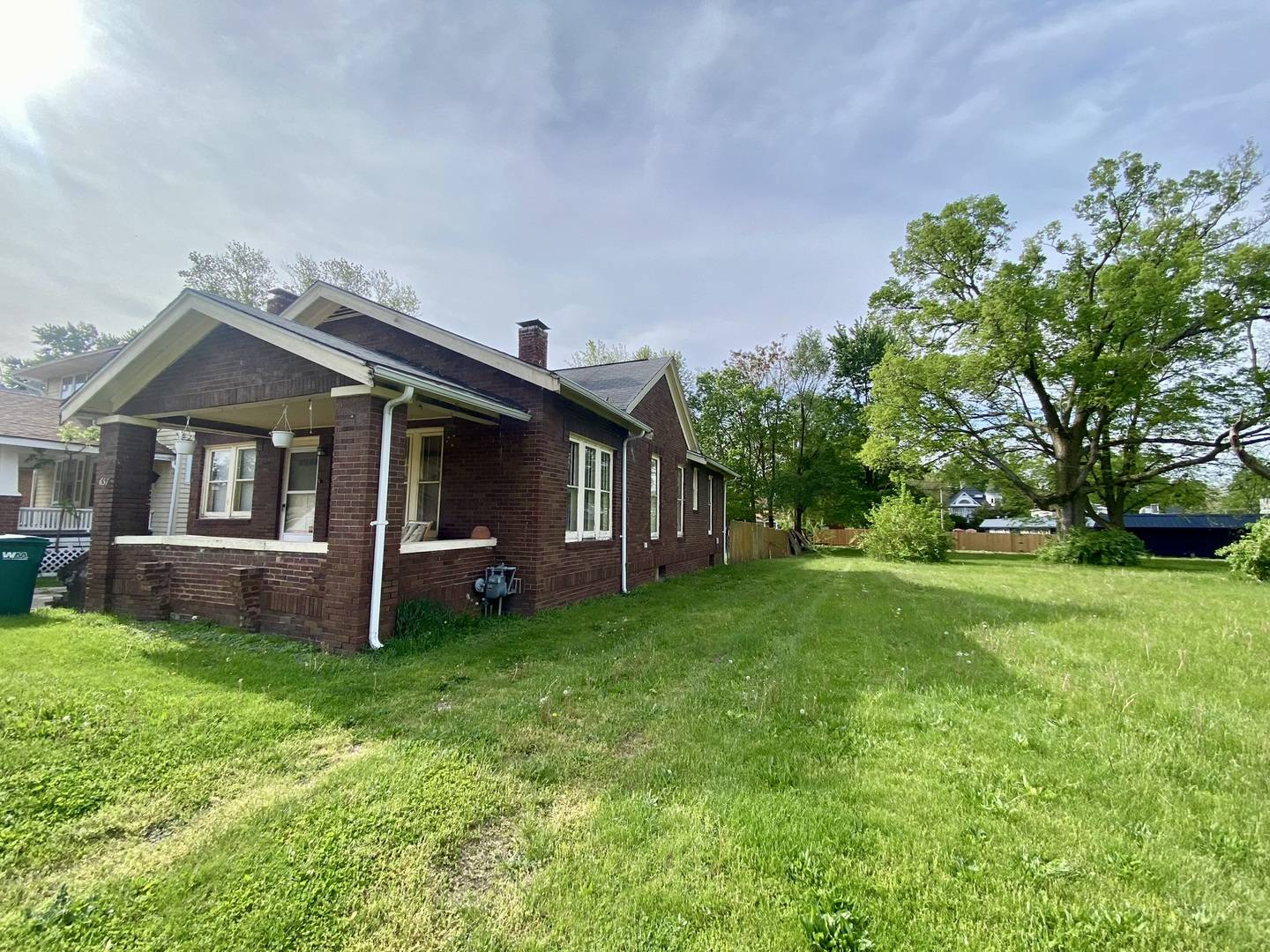 657 W Wood ST, Decatur, IL 62522