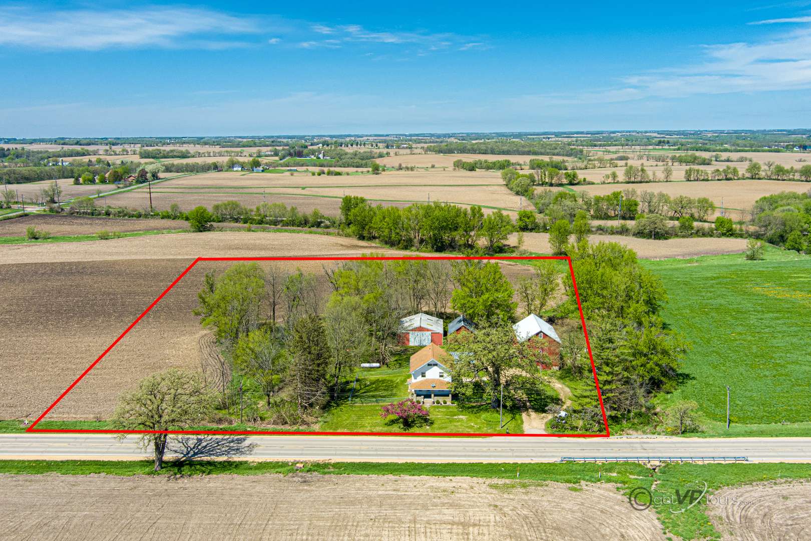 6844 US Highway 20 RD, Freeport, IL 61032