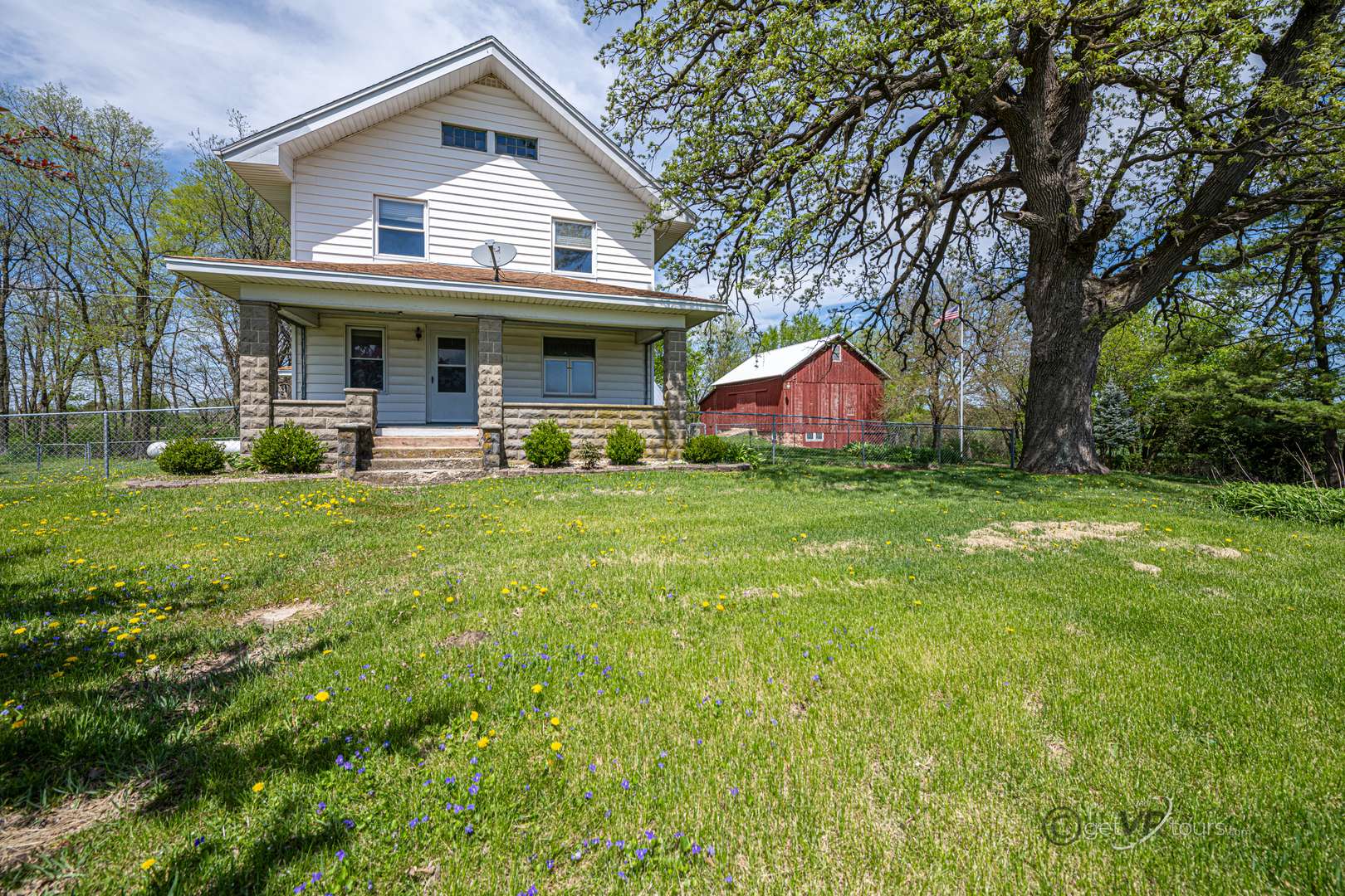 6844 US Highway 20 RD, Freeport, IL 61032