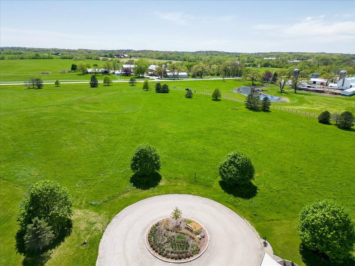 17405 Wildflower CIR, Union, IL 60180