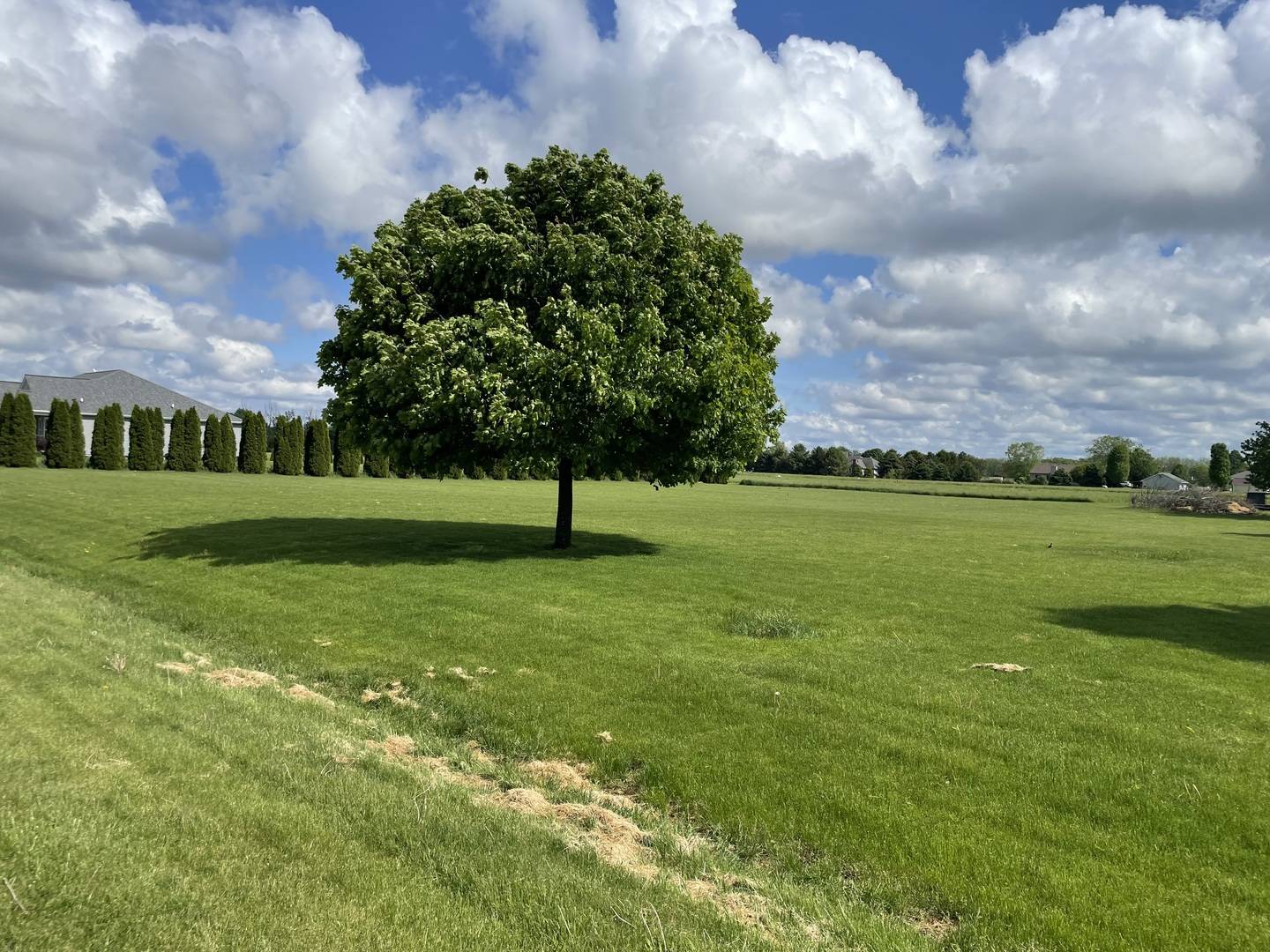 2434 N 4220th RD, Sheridan, IL 60551