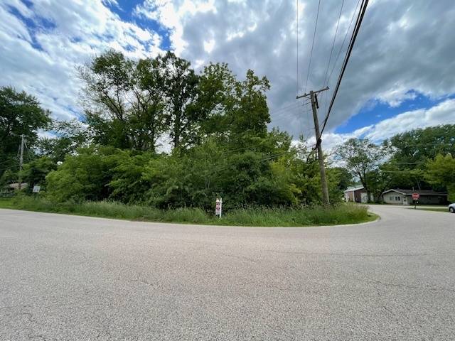 38480 N 6th AVE, Spring Grove, IL 60081