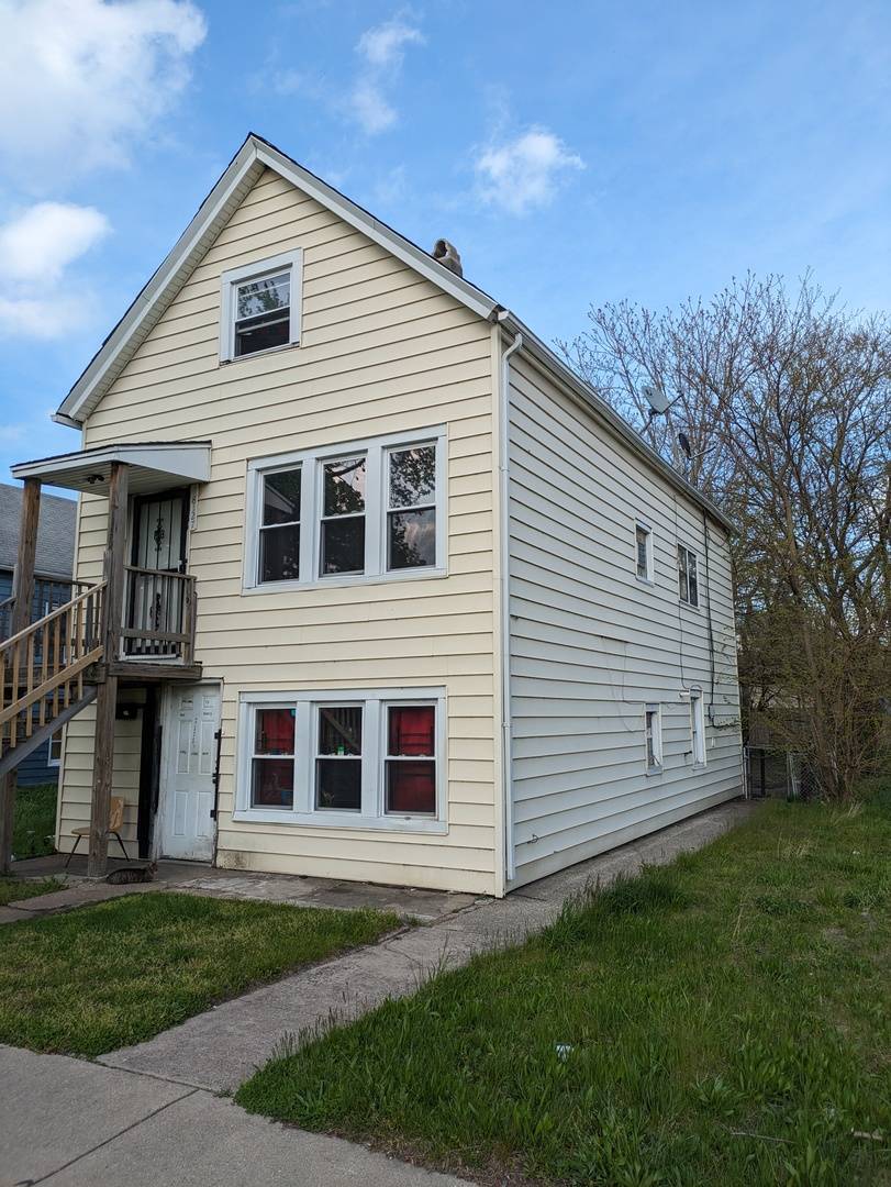 8127 S Coles AVE, Chicago, IL 60617
