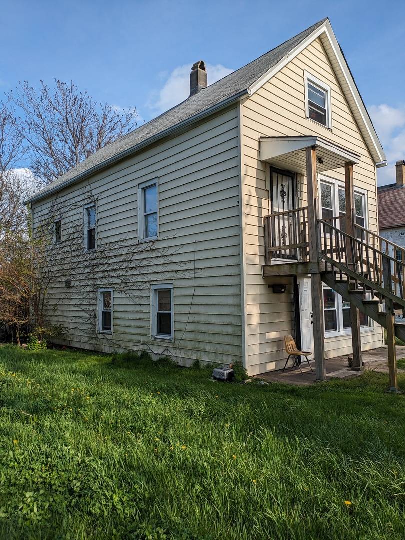 8127 S Coles AVE, Chicago, IL 60617