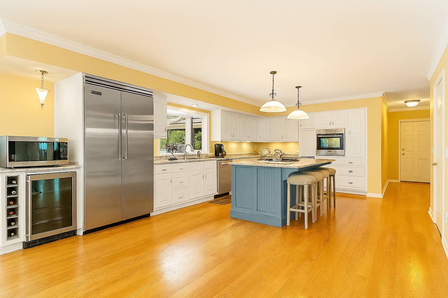 4 Windsor CT, South Barrington, IL 60010