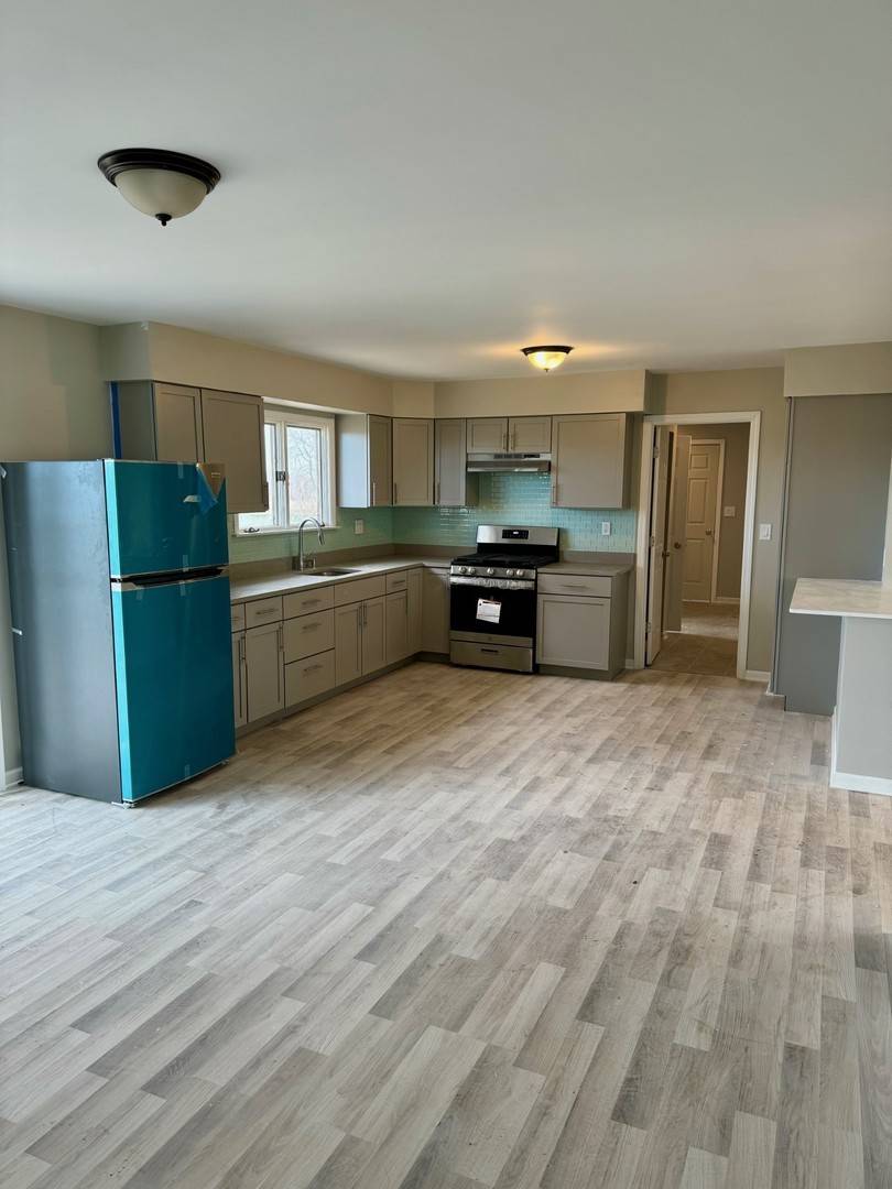 18708 BECK RD, Marengo, IL 60152