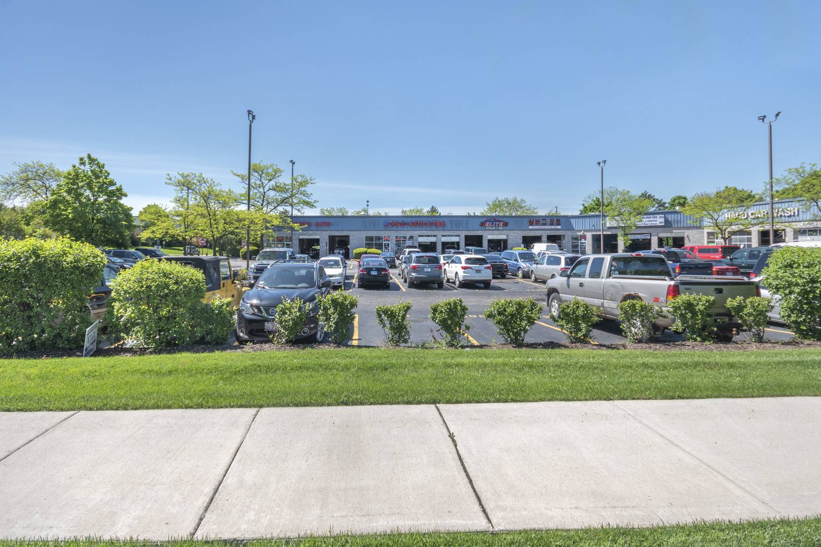 1801 W Wise RD, Schaumburg, IL 60193