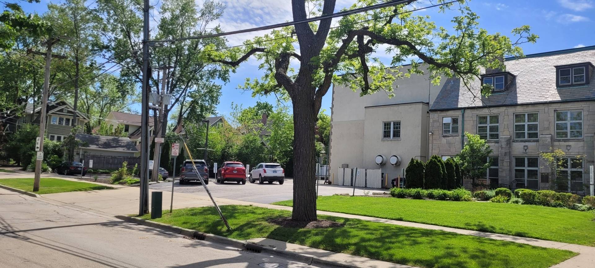 Address not disclosed, Glen Ellyn, IL 60137