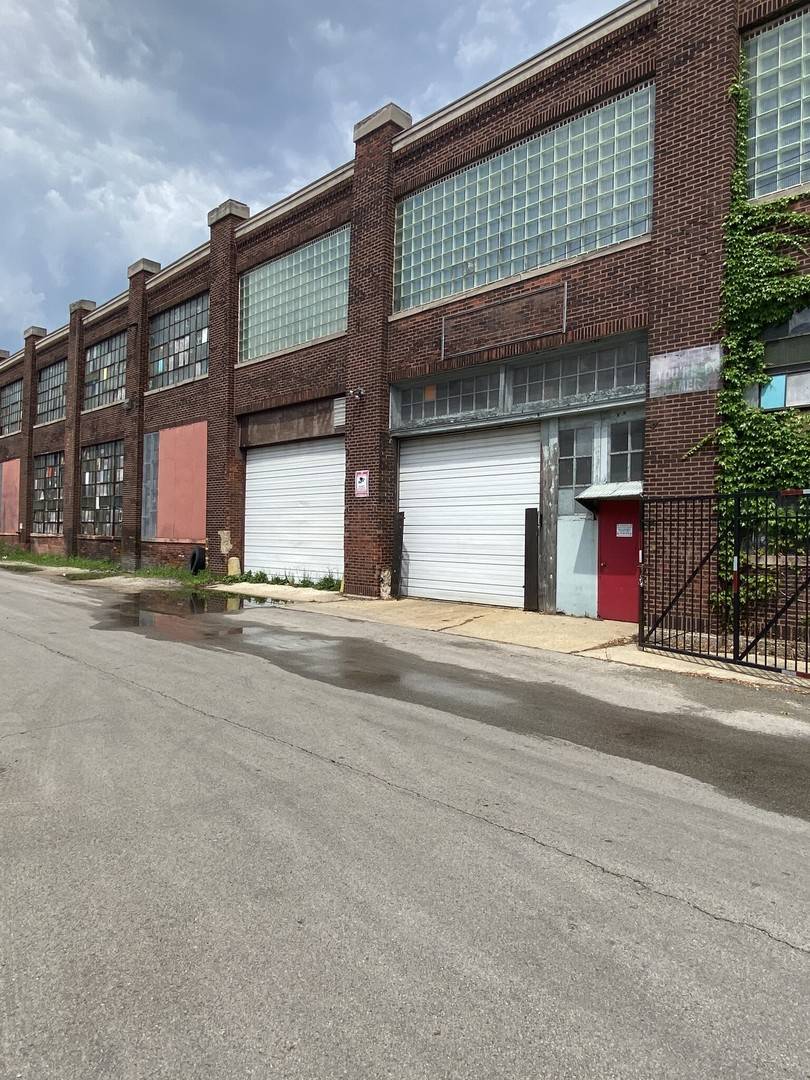 4850 W Bloomingdale AVE, Chicago, IL 60639