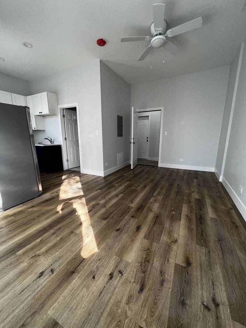 1915 S Avers AVE #2F, Chicago, IL 60623
