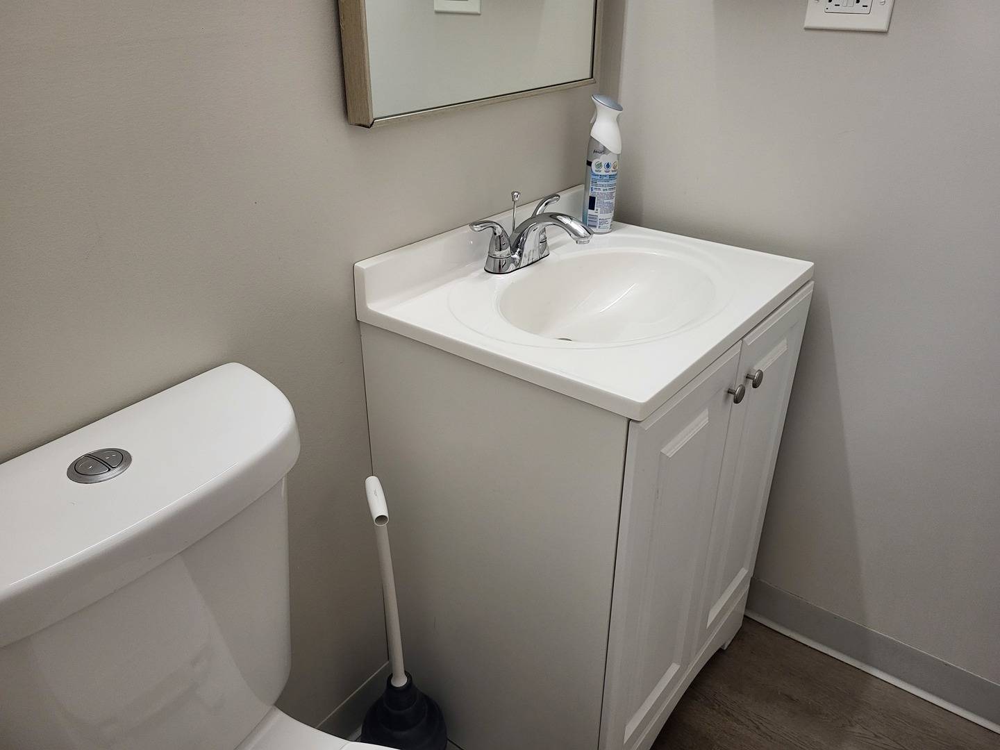 1455 E Golf RD #206, Des Plaines, IL 60016