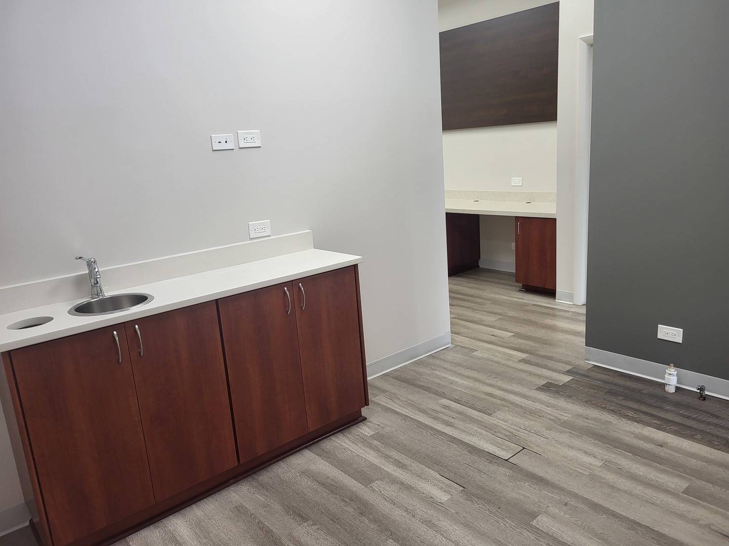 1455 E Golf RD #206, Des Plaines, IL 60016