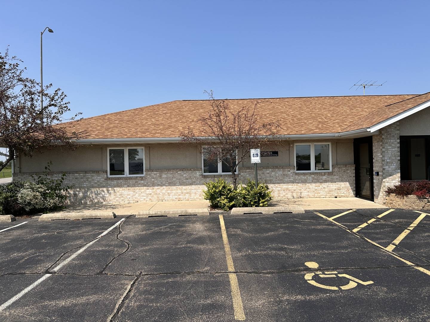 130 Laird LN, Watseka, IL 60970