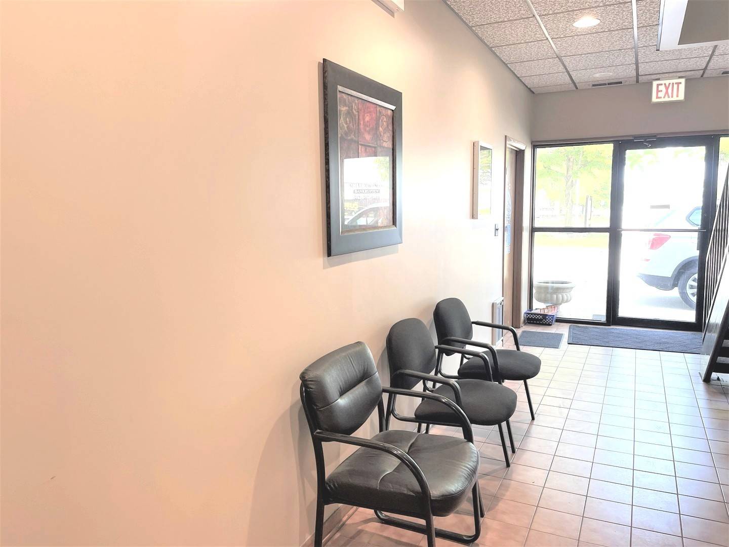 600 County Line RD #1N, Bensenville, IL 60106