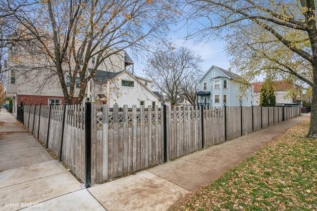 1701 N Kimball AVE, Chicago, IL 60647