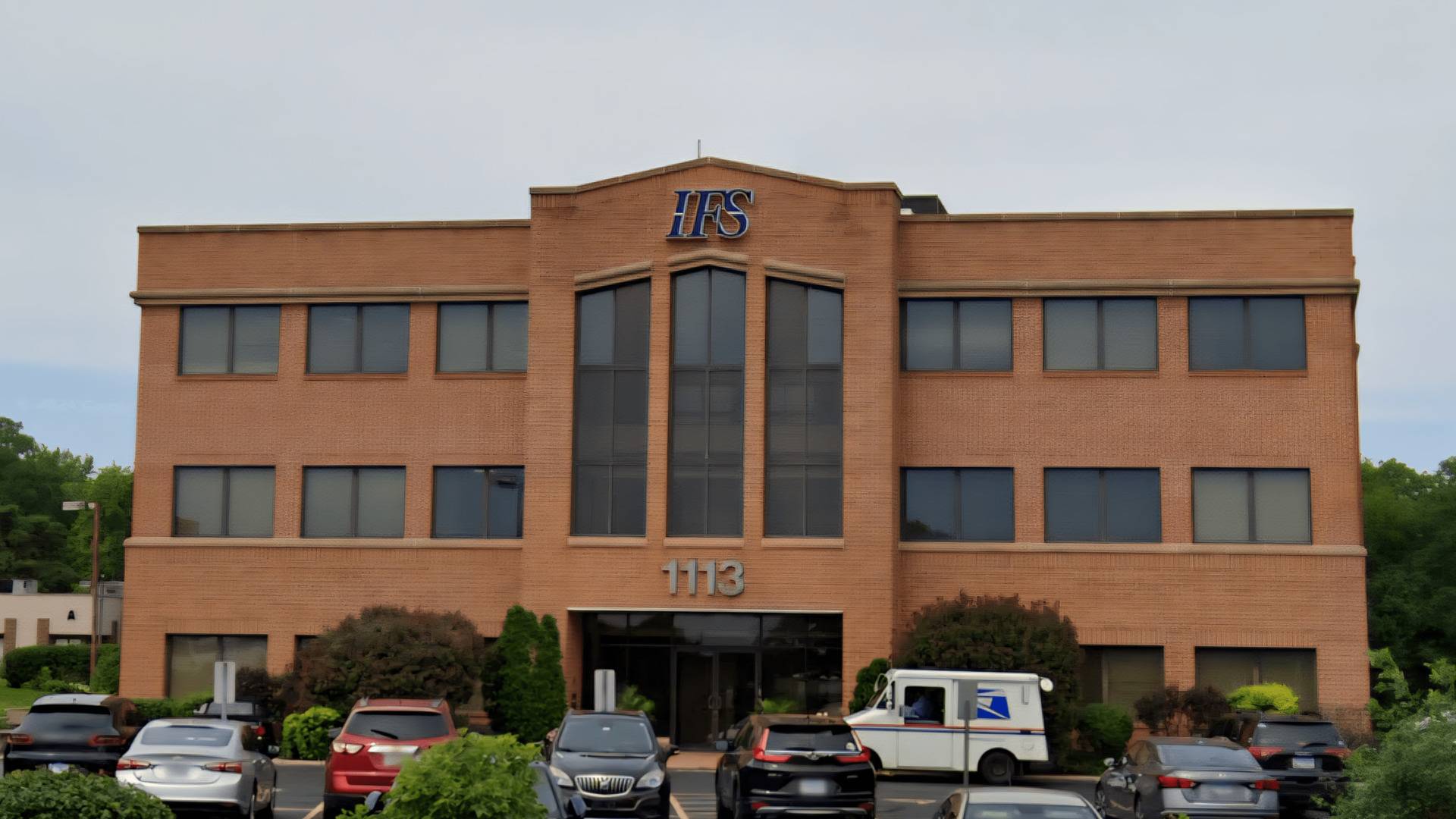 1113 S Milwaukee AVE, Libertyville, IL 60048
