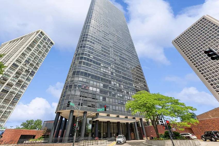 5415 N Sheridan RD #114, Chicago, IL 60640