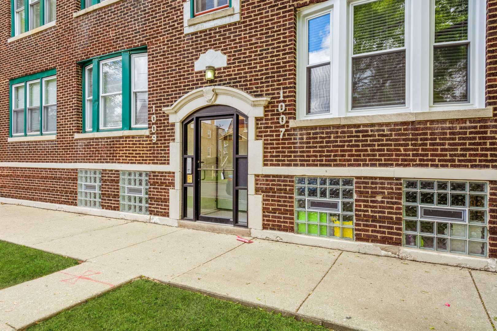 4954 W Augusta BLVD #2, Chicago, IL 60651