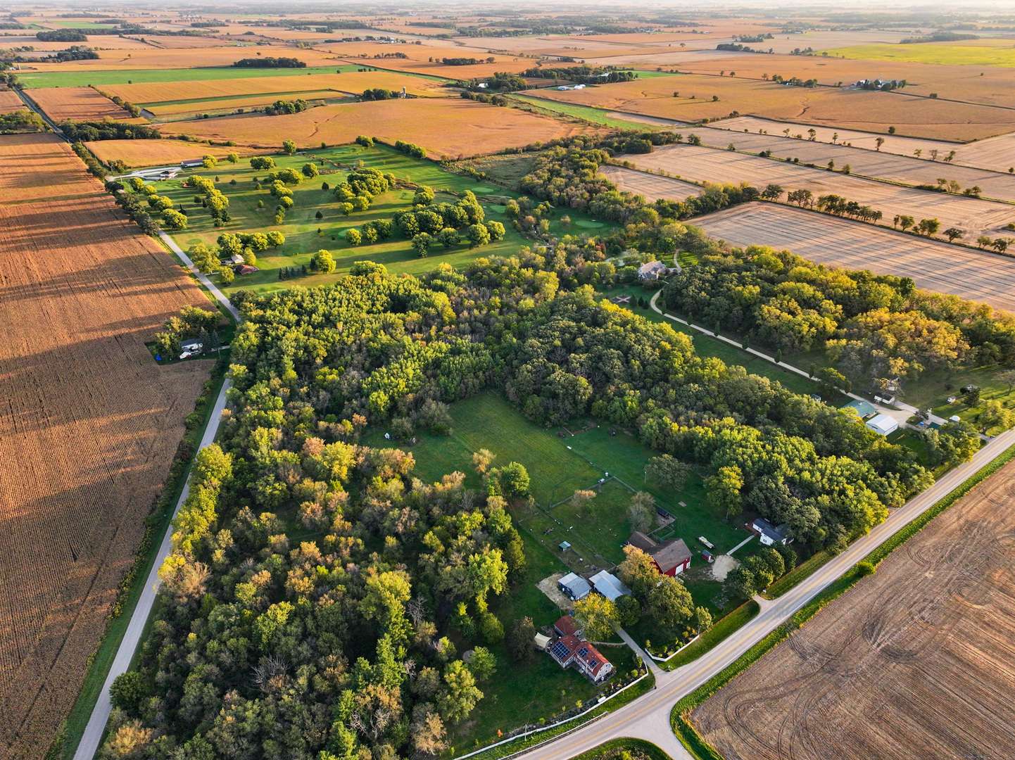 0 Hunter RD, Capron, IL 61012