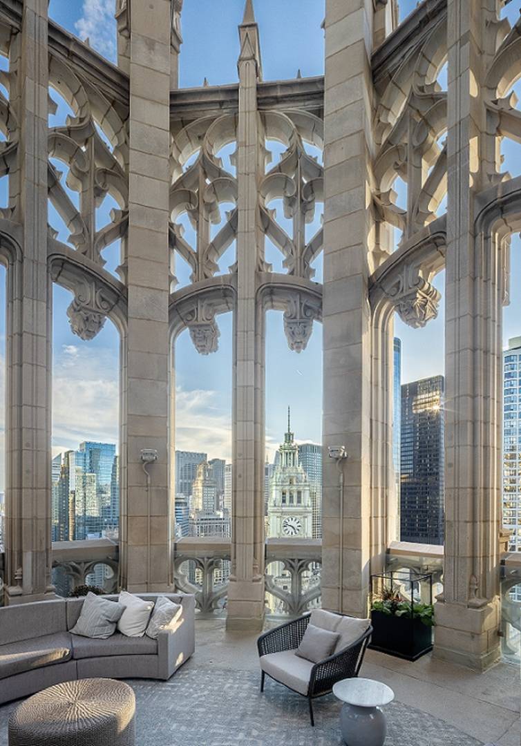 435 N Michigan AVE #1801, Chicago, IL 60611