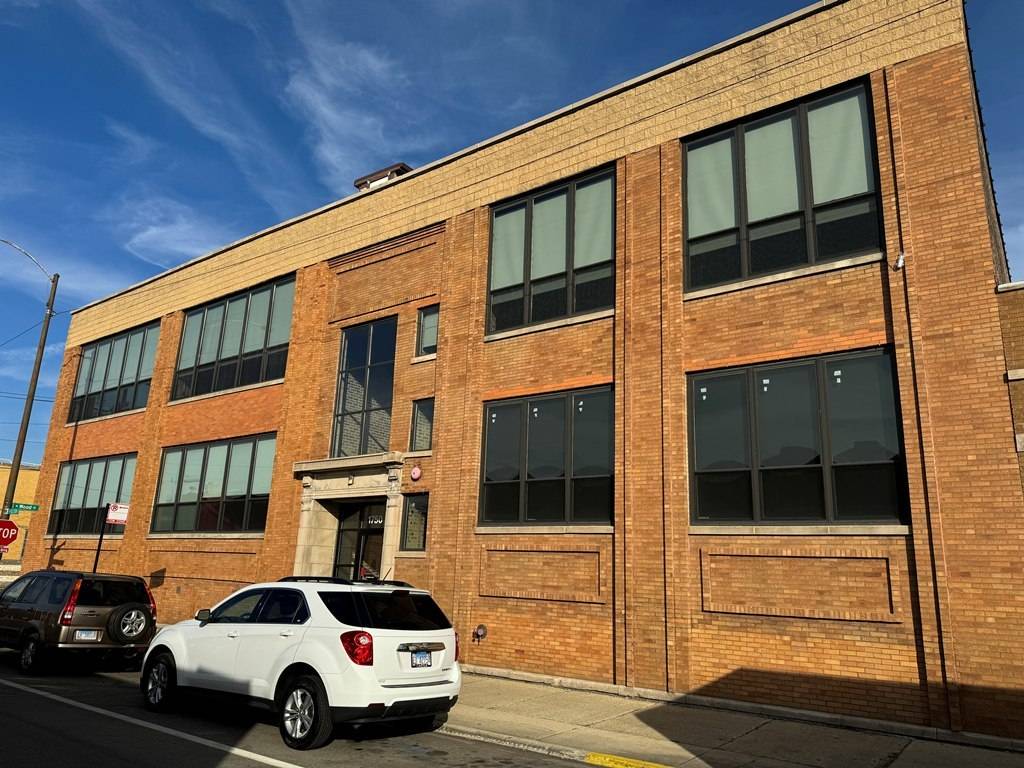 1750 W Fulton ST, Chicago, IL 60612