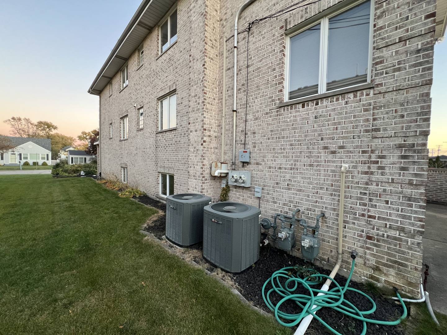 5348 6th AVE, Countryside, IL 60525