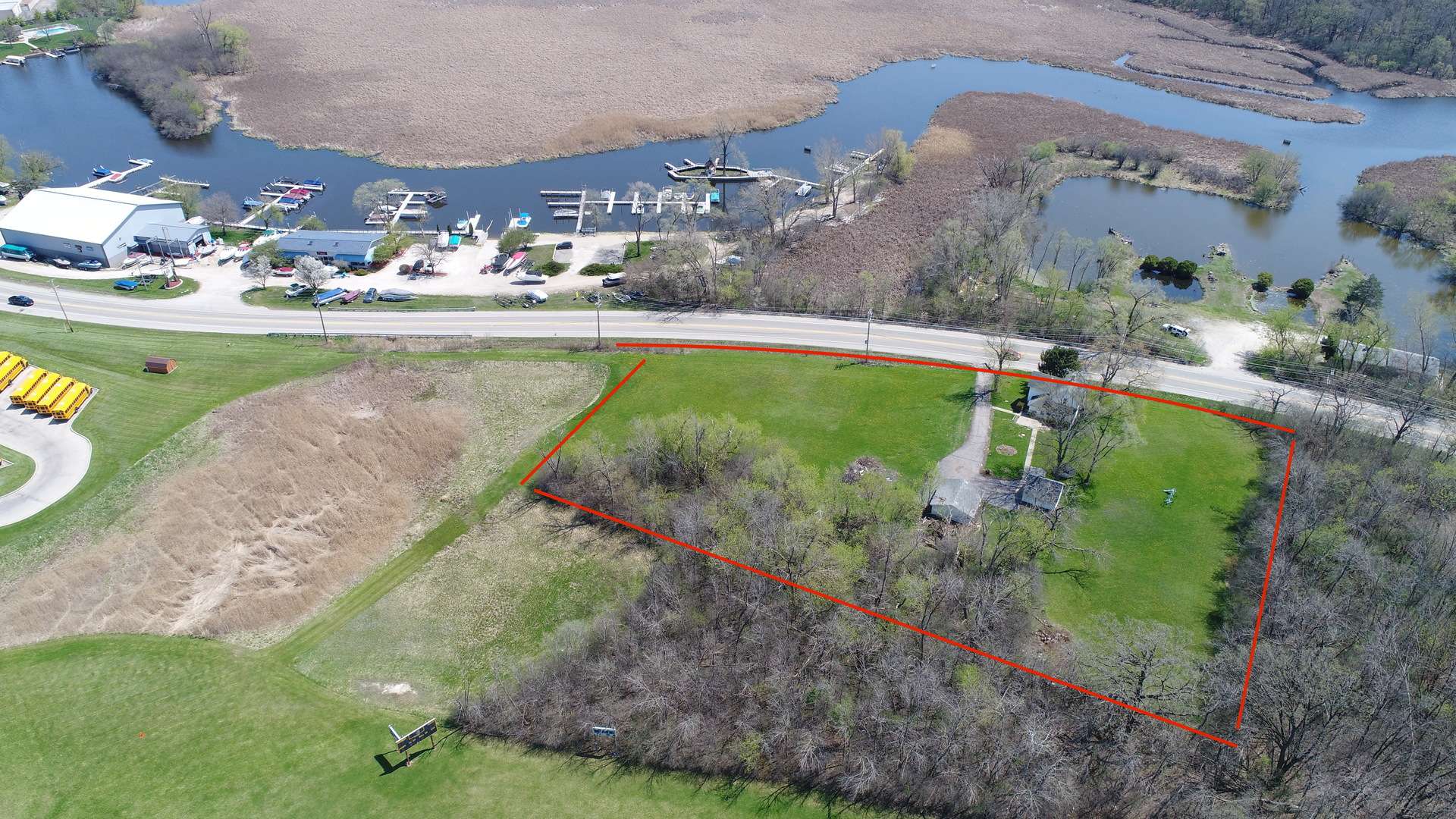 24816 W Il Route 173 HWY, Antioch, IL 60002