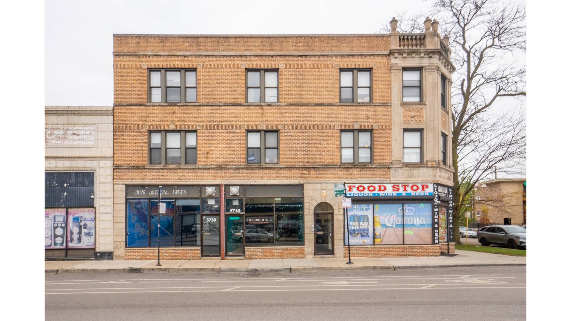 3738 W Lawrence AVE, Chicago, IL 60625