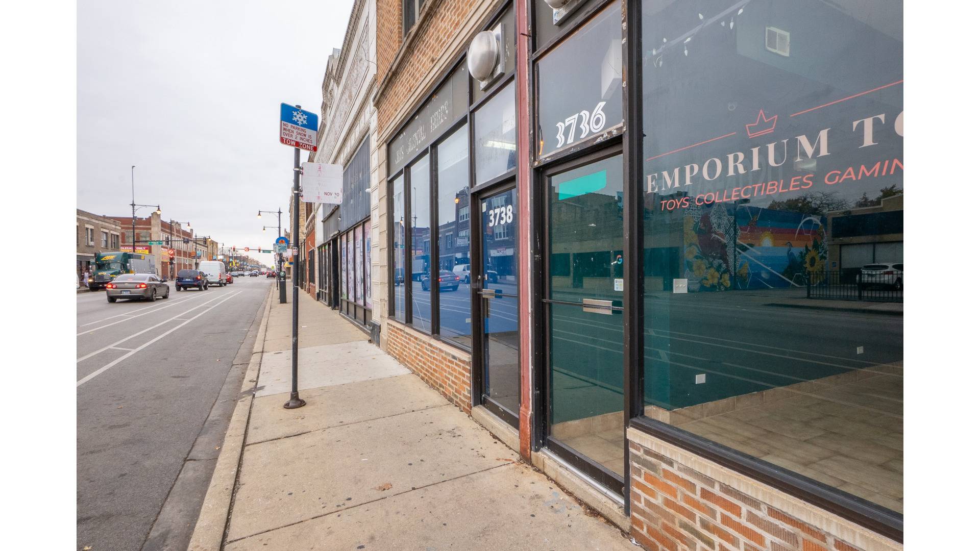 3738 W Lawrence AVE, Chicago, IL 60625