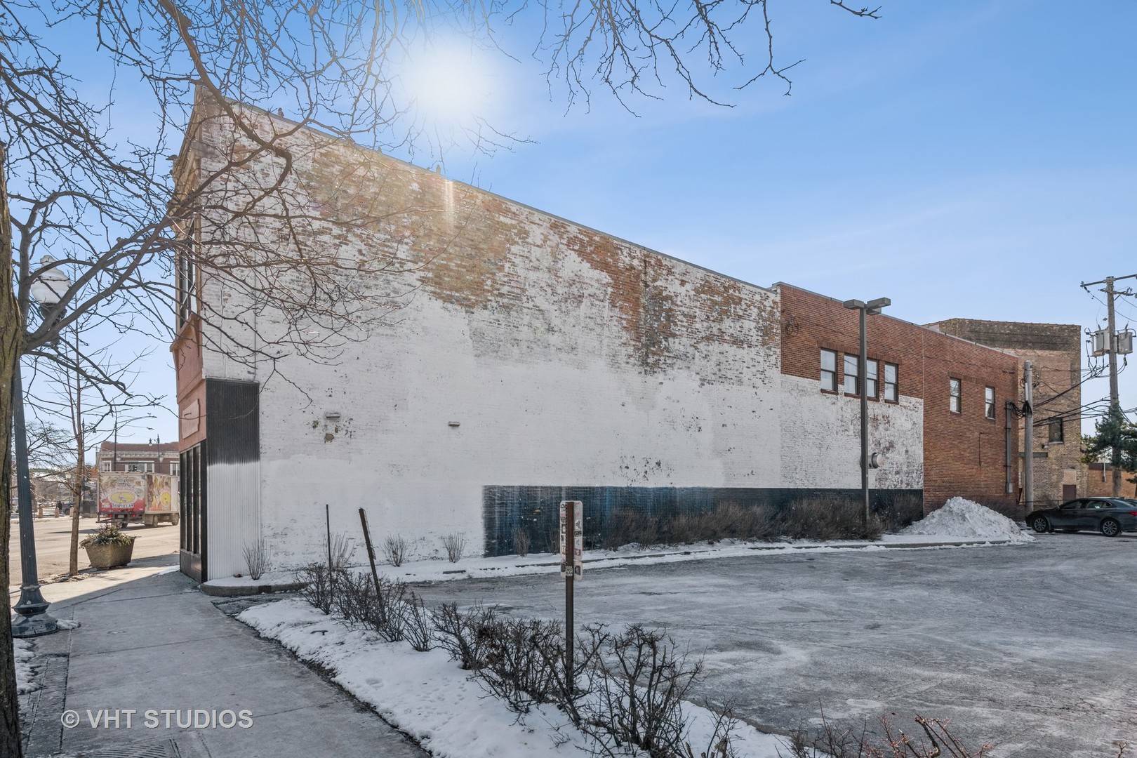 4820 N Western AVE, Chicago, IL 60625