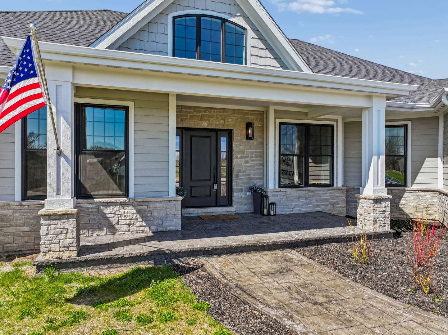 10408 Henning DR, Huntley, IL 60142