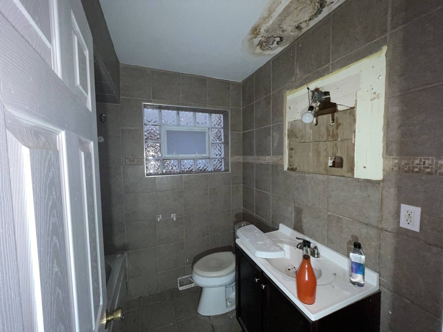 2319 W 115TH ST, Chicago, IL 60643