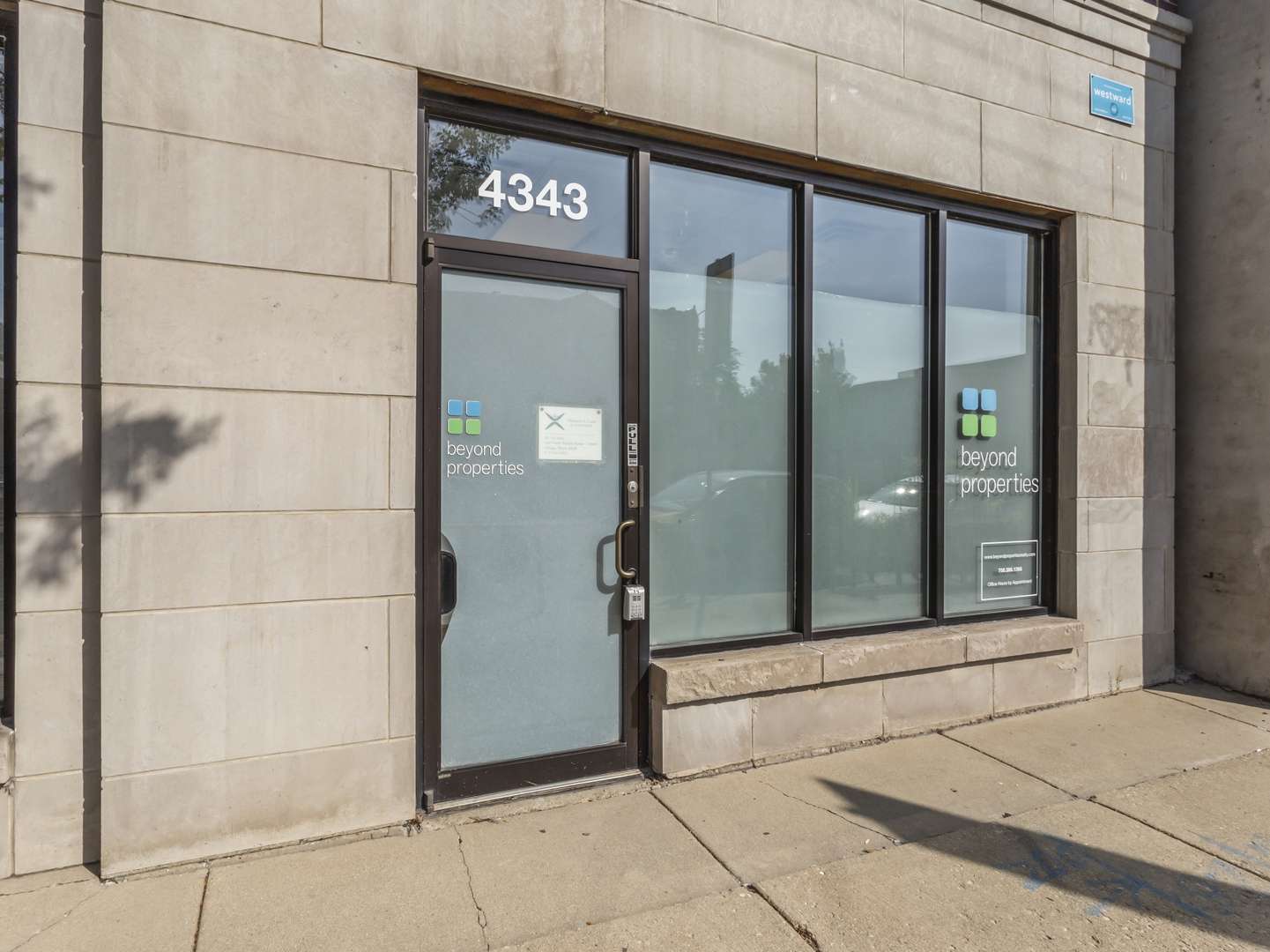 4343 N Western AVE #C1, Chicago, IL 60618
