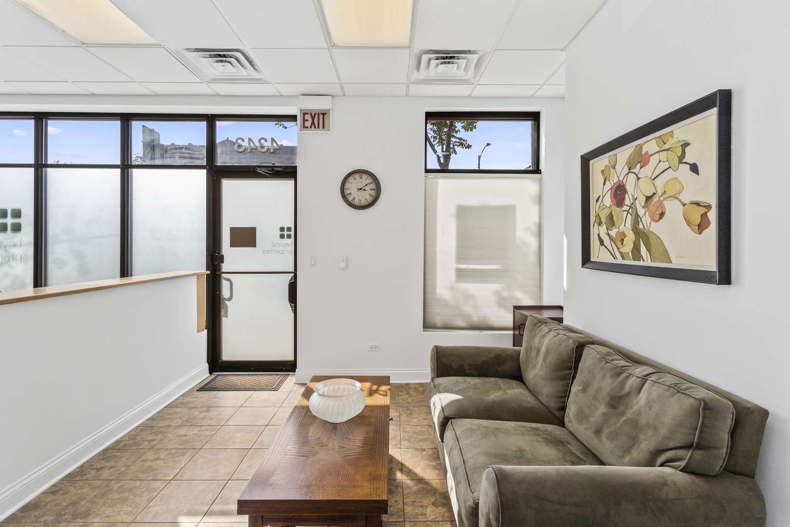 4343 N Western AVE #C1, Chicago, IL 60618