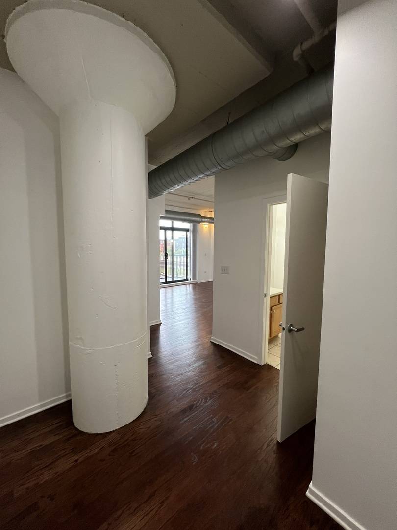 1525 S Sangamon ST #317-P, Chicago, IL 60608