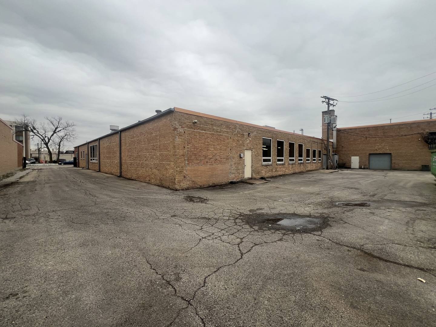 7020 W Cullom AVE, Norridge, IL 60706