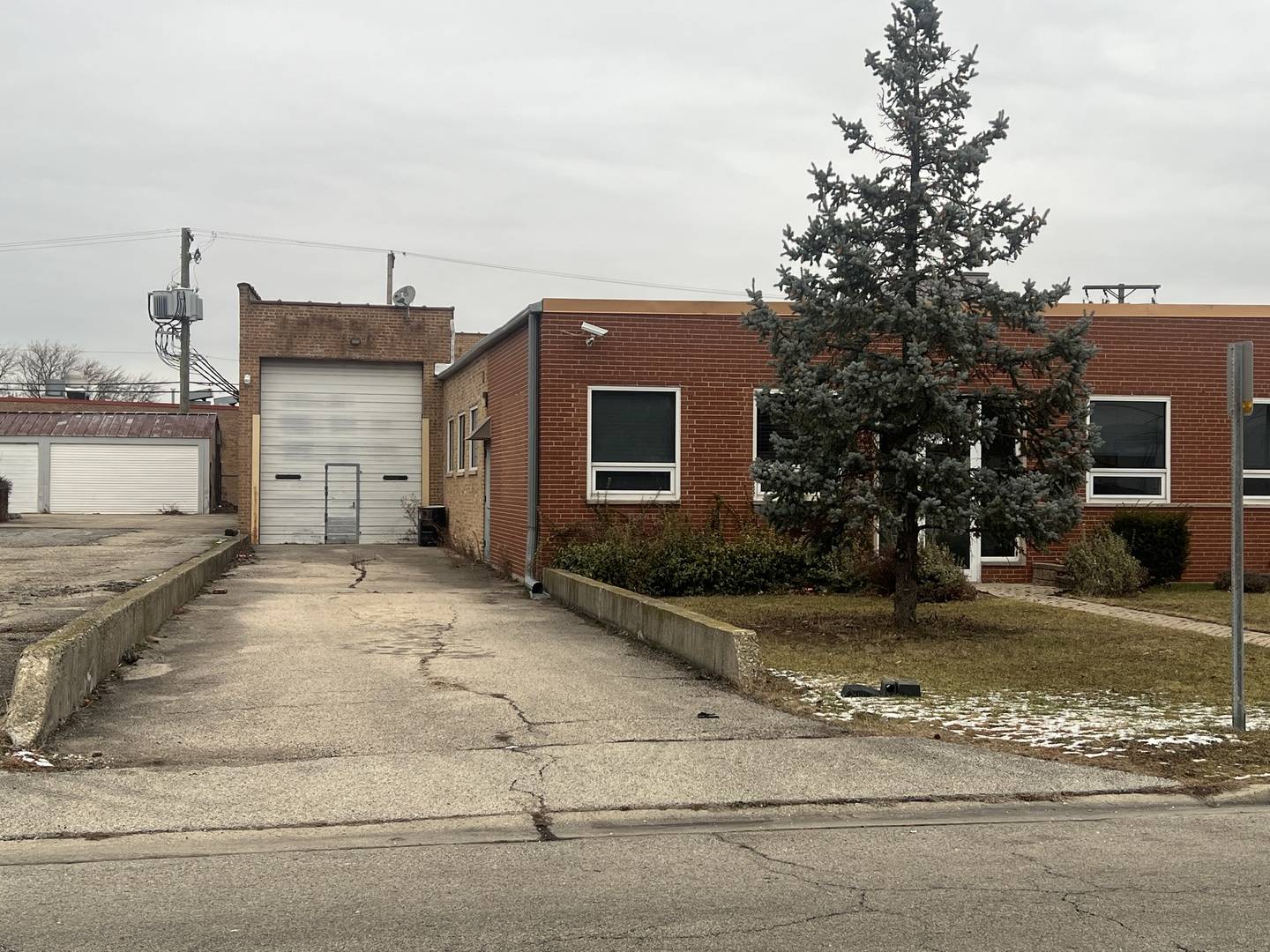 7020 W Cullom AVE, Norridge, IL 60706