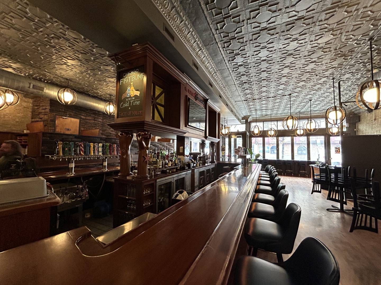 2323 N Milwaukee AVE, Chicago, IL 60647