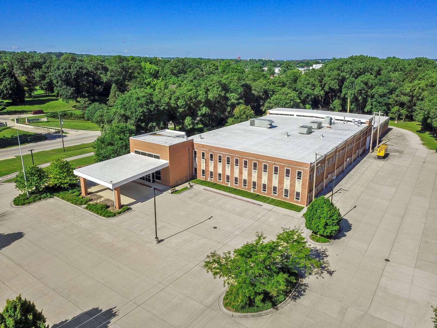 1225 E Washington ST, Joliet, IL 60433