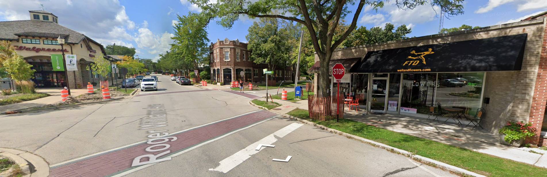 597 Roger Williams AVE, Highland Park, IL 60035