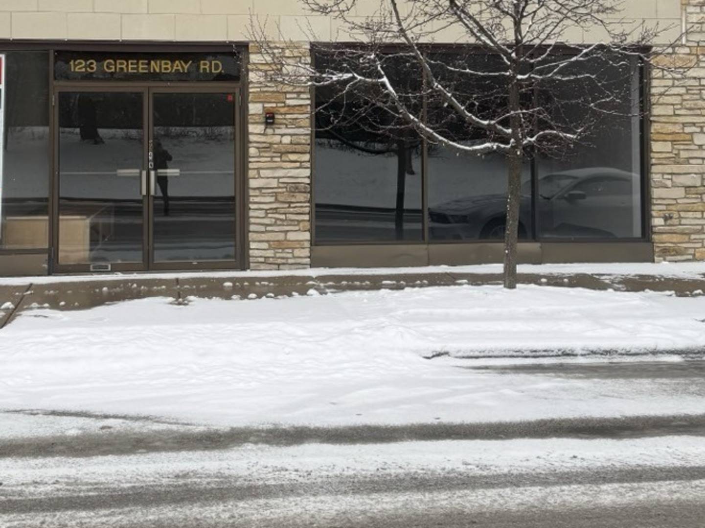 123 Green Bay RD, Wilmette, IL 60091