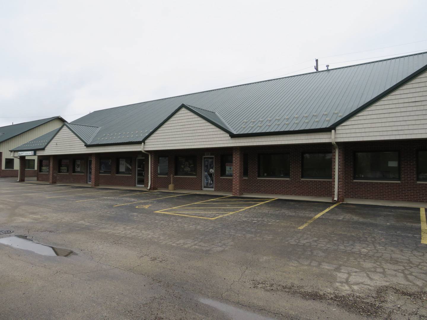 272-274 Front ST, Braidwood, IL 60408