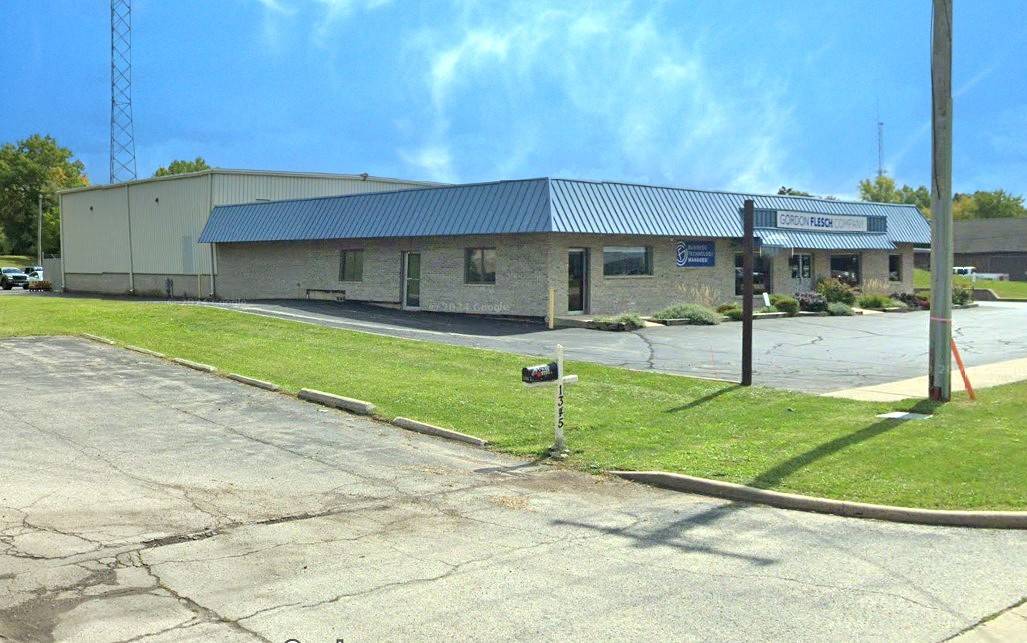 1375 S Eastwood DR, Woodstock, IL 60098