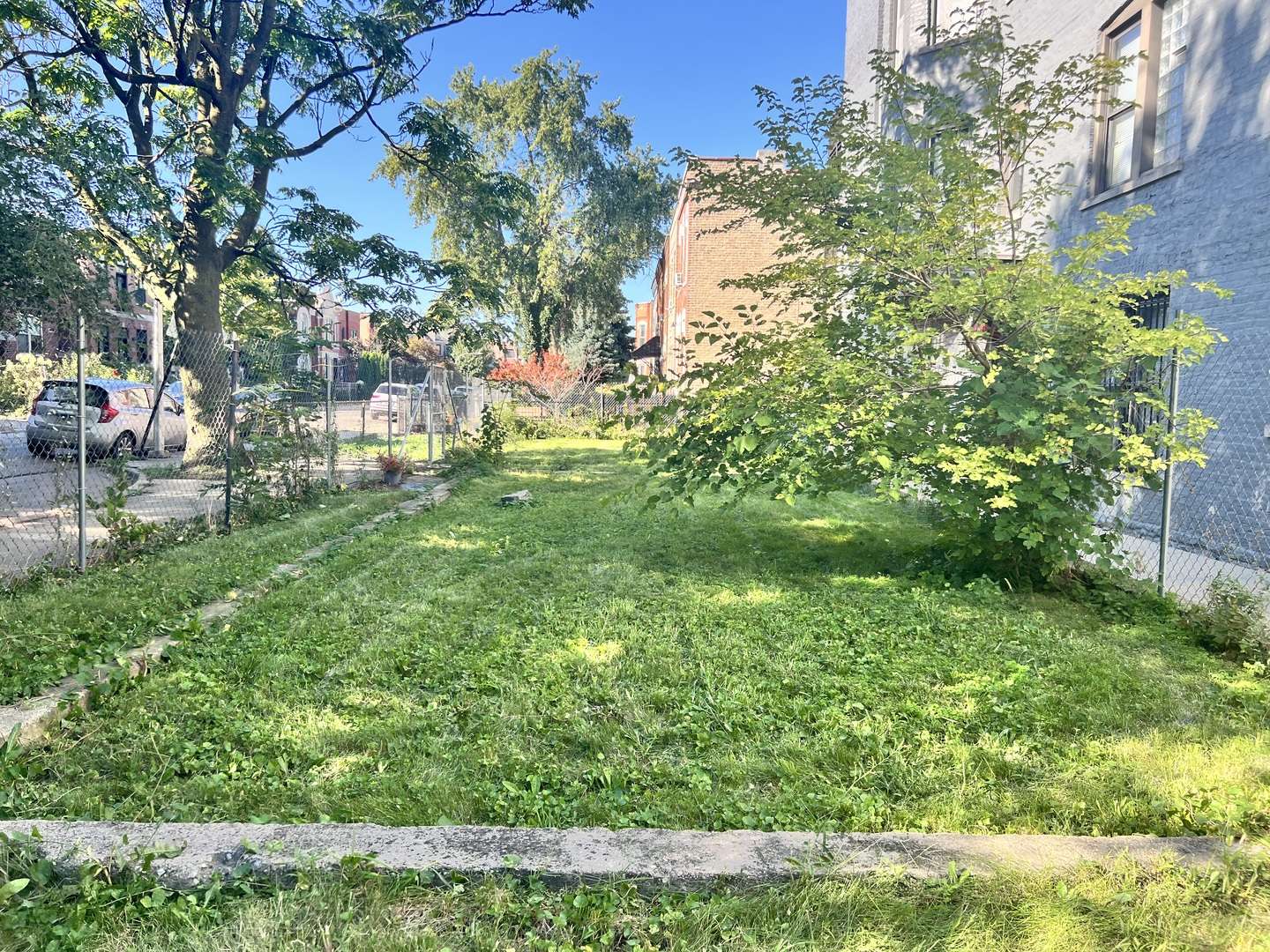 2224 W Taylor ST, Chicago, IL 60612
