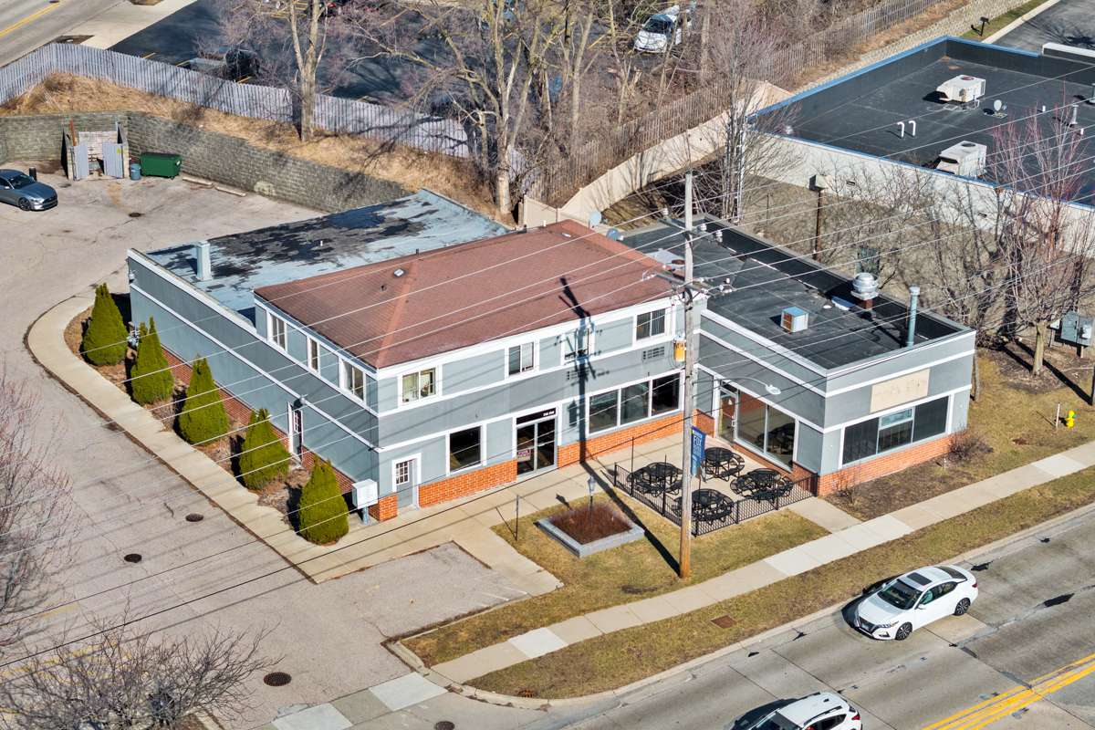 700 Northwest HWY, Fox River Grove, IL 60021