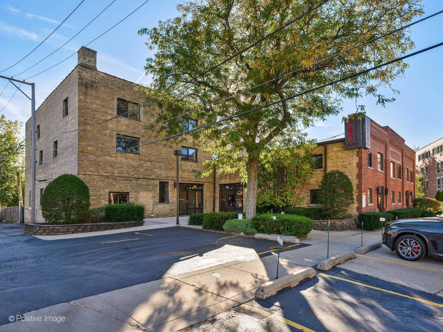660 La Salle PL #SPDC-VU1, Highland Park, IL 60035