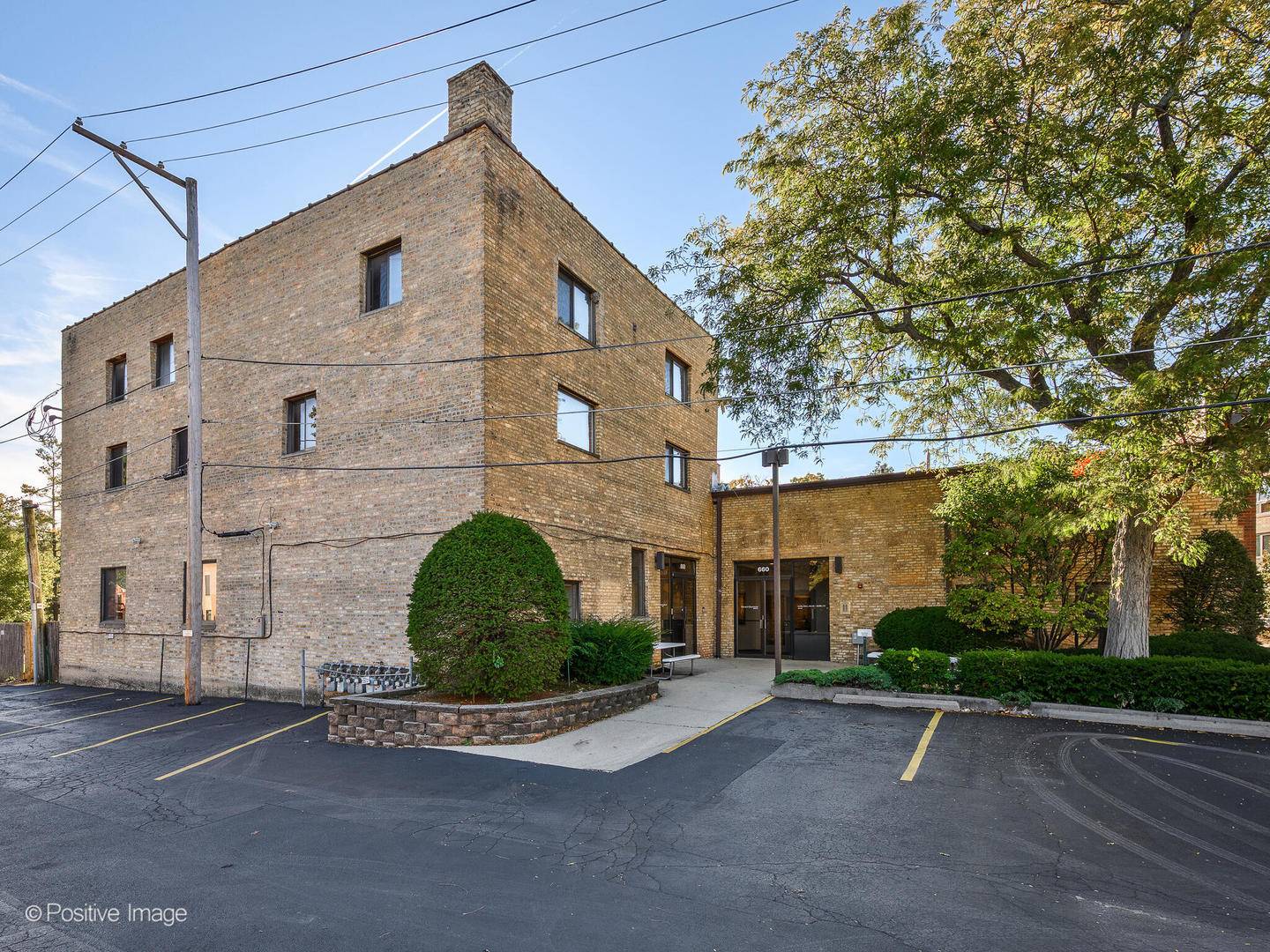 660 La Salle PL #SPDC-VU1, Highland Park, IL 60035